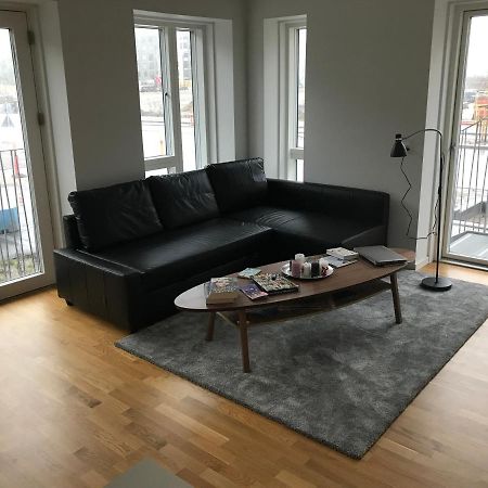 Big Room In Shared Apartment With King Size Bed โคเปนเฮเกน ภายนอก รูปภาพ