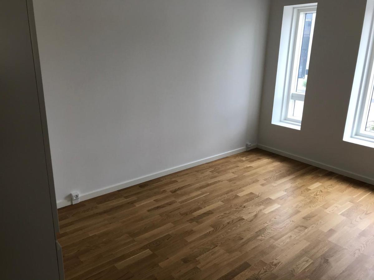 Big Room In Shared Apartment With King Size Bed โคเปนเฮเกน ภายนอก รูปภาพ